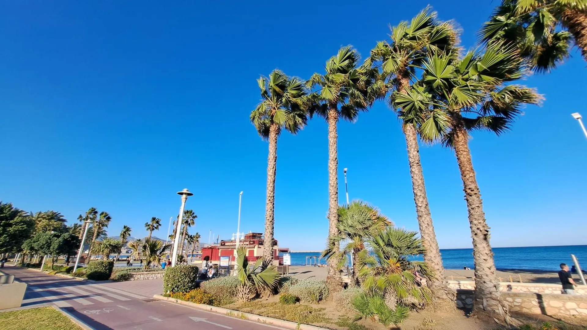 Homestay Habitacion Independiente Cerca Del Mar Malaga